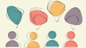 Vier stilisierte Personen mit Sprechblasen