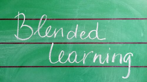 Blended Learning geschrieben an der Tafel